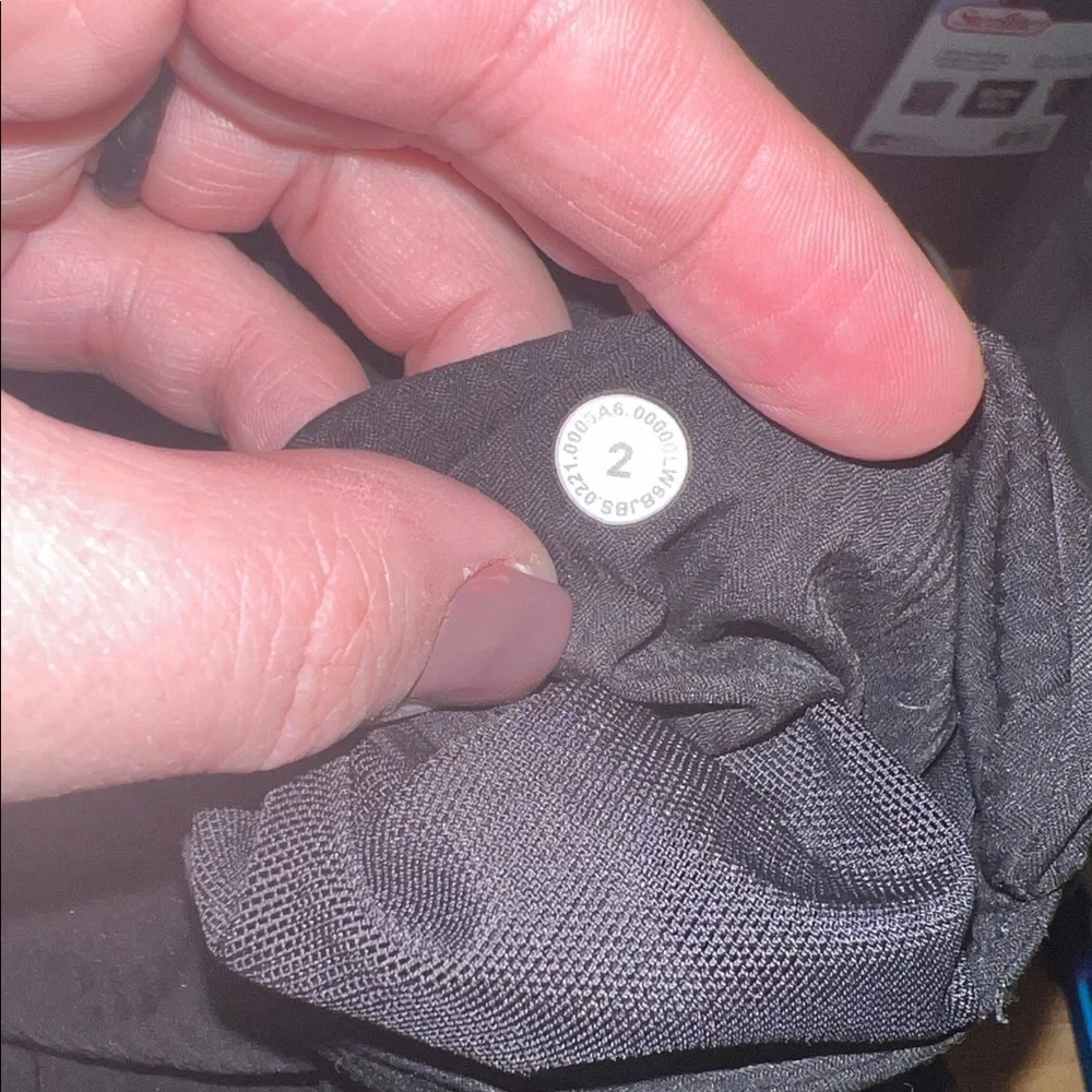 Lululemon Beyond the Studio Crop Pants size 2 Black
